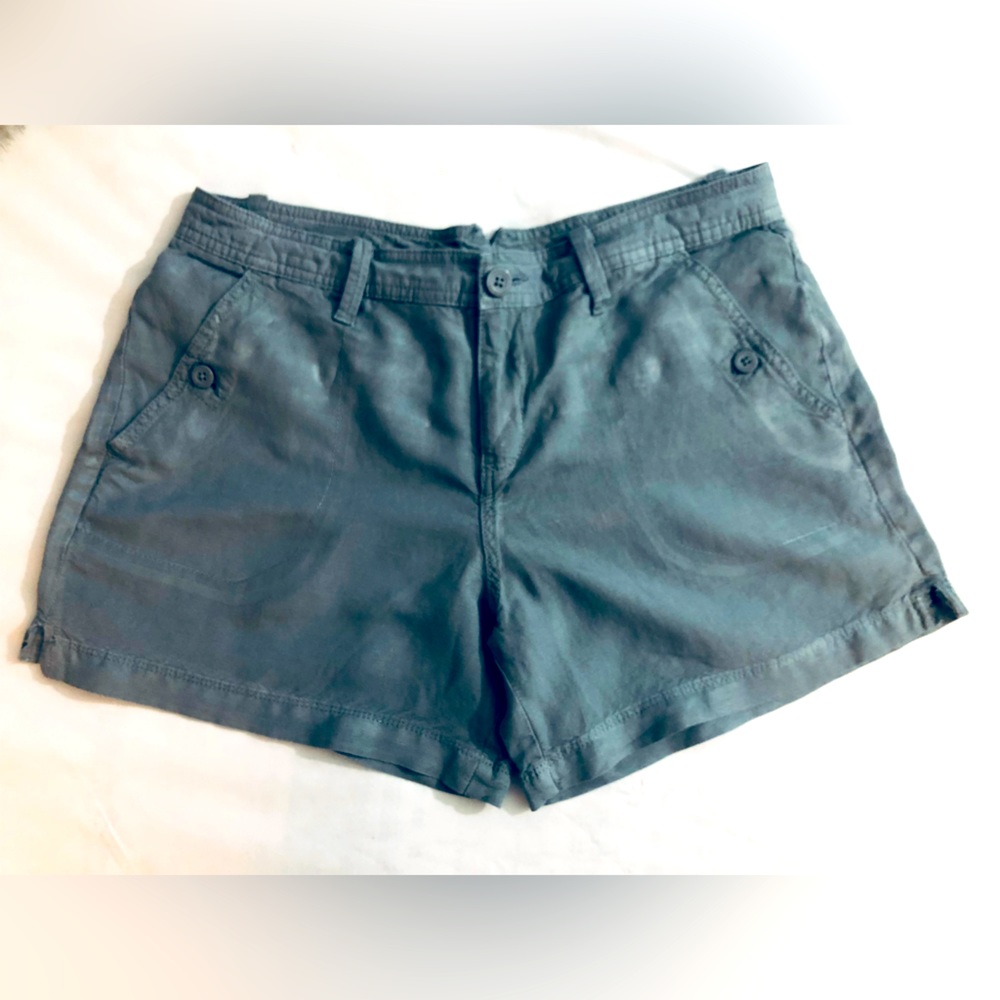 Calvin Klein green shorts